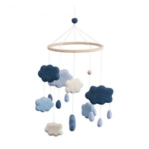 Baby-Mobile Sebra – Filz-Babymobile – Wolken – denim blue – Wolle