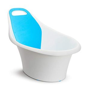 Munchkin Sit and Soak baby bucket with integrated seat support