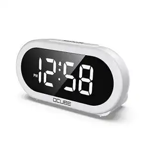 Lauter Wecker OCUBE LED Digitaler Wecker, USB-Anschluss