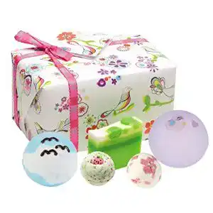Badebomben Bomb Cosmetics Three Little Birds, Geschenkset
