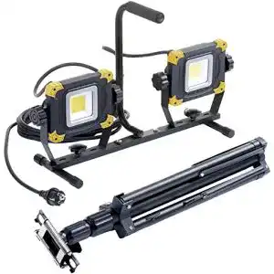 Baustrahler mit Stativ