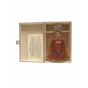 Tsipouro Katsaros Tirnavou Aged 700ml Flasche in Holzbox