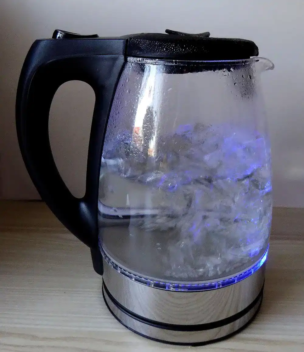 Glas-Wasserkocher