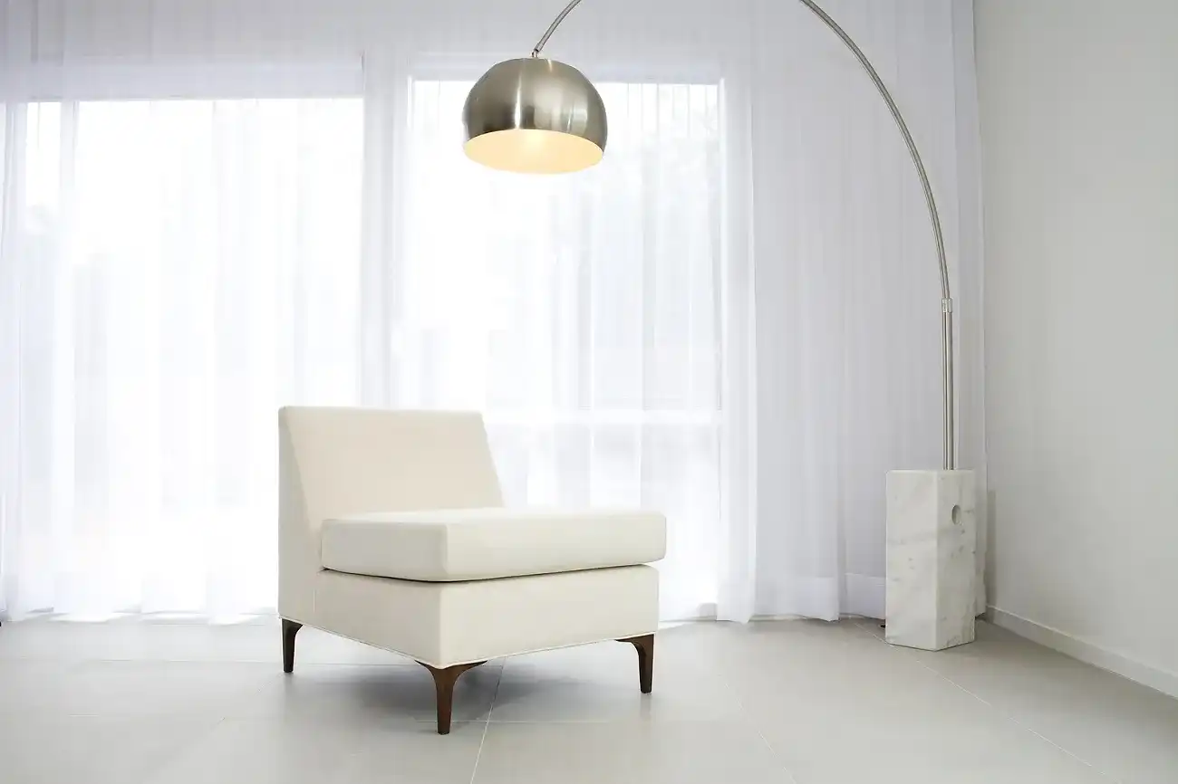 Tageslicht-Stehlampe