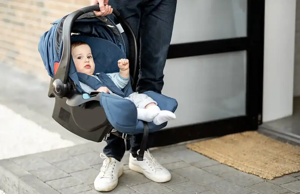Babyschale