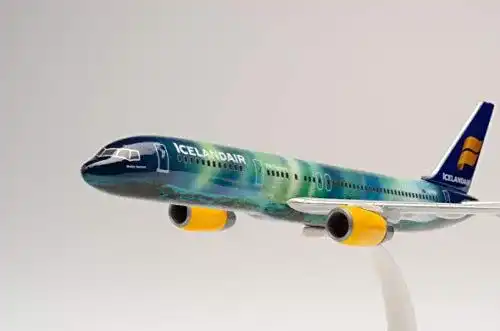 Modellflugzeug herpa 610735 Boeing 757-200, Icelandair Hekla