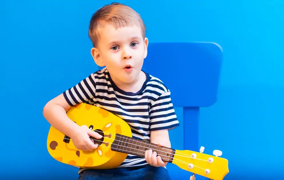 Kindergitarre Kindergitarre