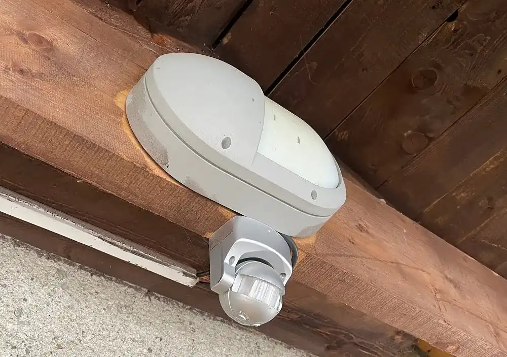Außenleuchte mit Kamera