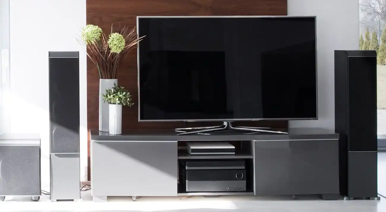 32-Zoll-Fernseher 32-Zoll-Fernseher