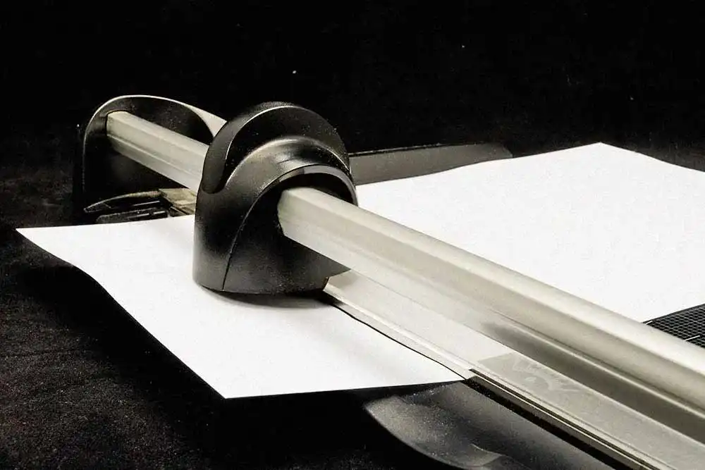 Papierschneidemaschine