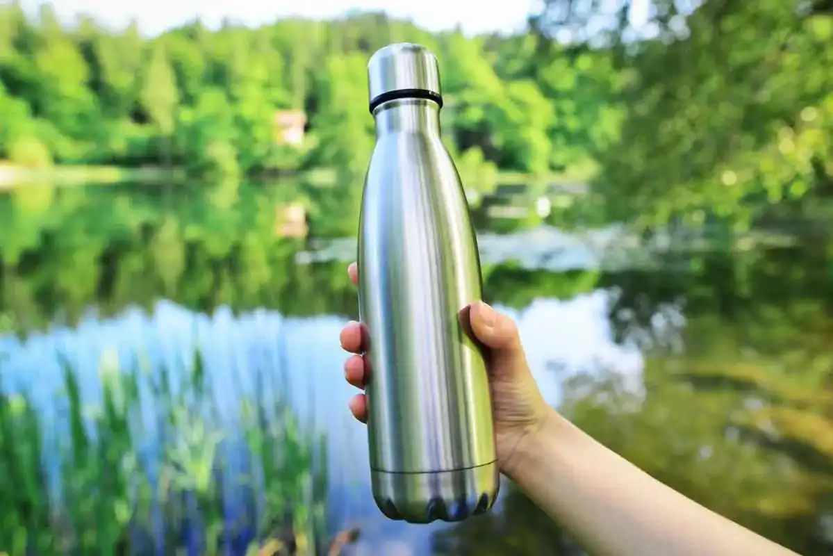 Edelstahl-Trinkflasche Edelstahl-Trinkflasche