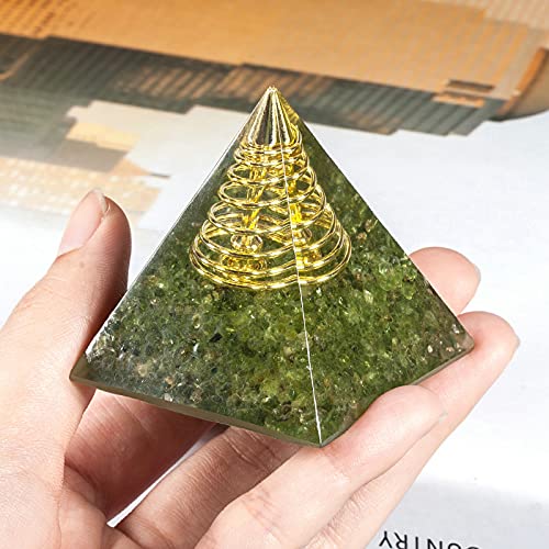 Orgonit-Pyramide Amogeeli Peridot Kristall Pyramide Stein