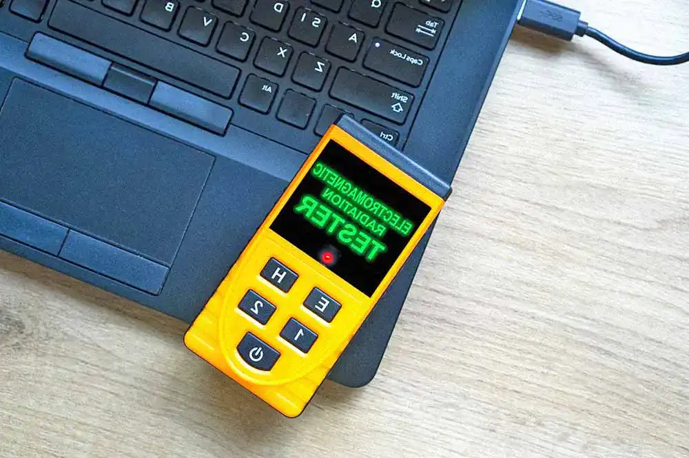 EMF-Messgerät
