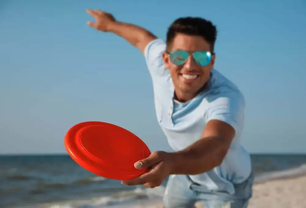 frisbee Frisbee