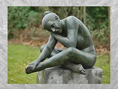 Bronzefigur IDYL Bronze-Skulptur Nackte Frau schlafend | 59x60x85 cm
