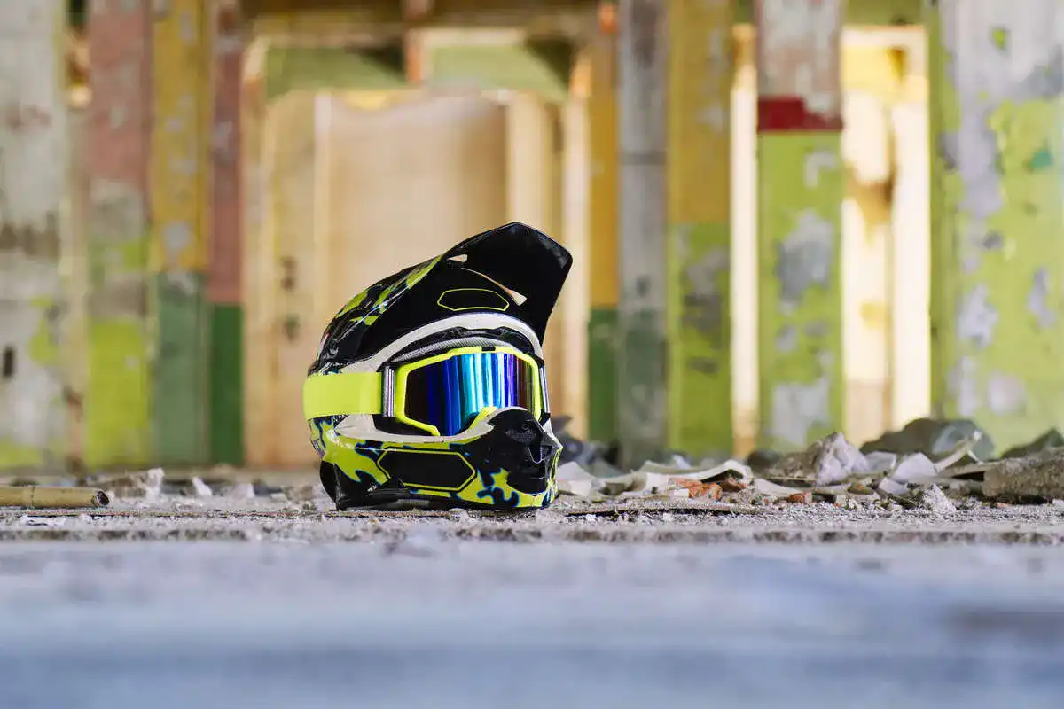 Motocross-Helm2_643388899_Test-Vergleich-Testsieger Motocross-Helm