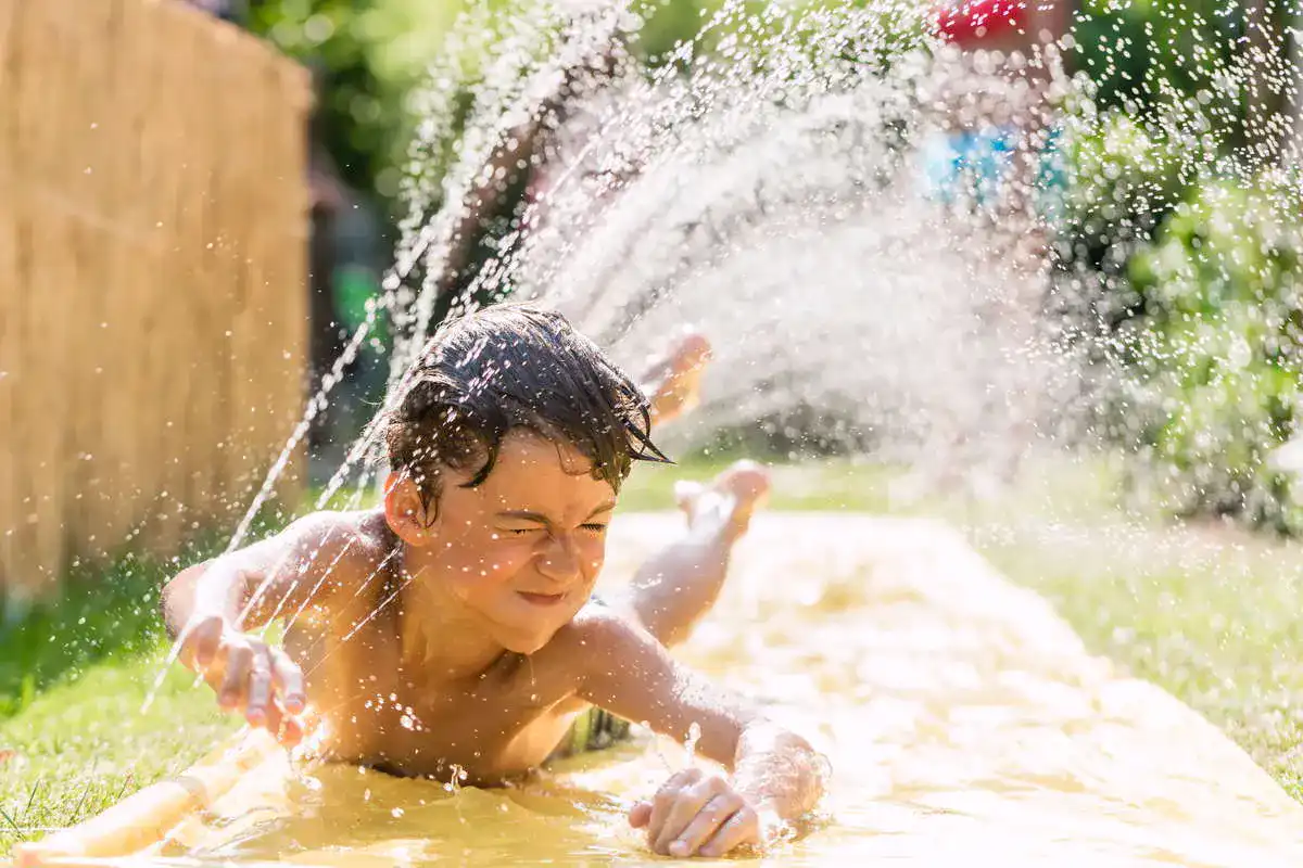 Wasserrutsche1_439289596_Test-Vergleich-Testsieger Wasserrutsche