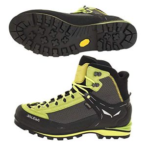 Gore-Tex hiking shoes men