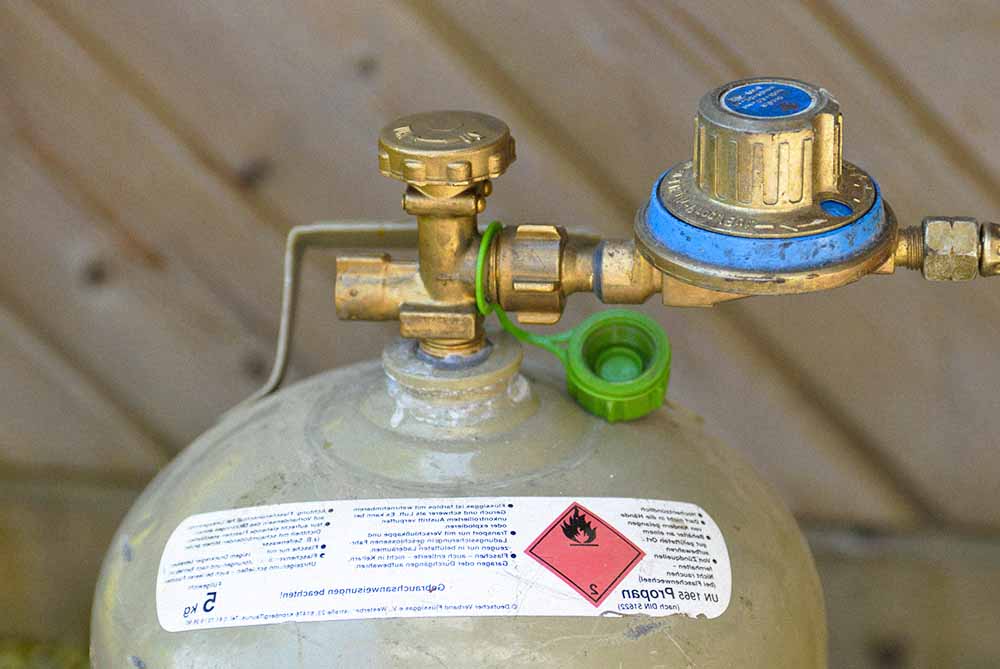 Gasdruckregler-mit-Manometer