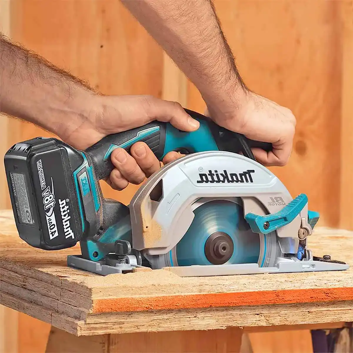 Makita-Handkreissäge