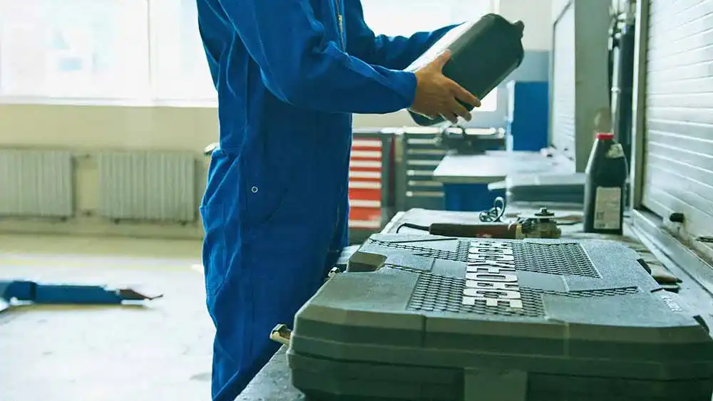 Motoröl 10w50