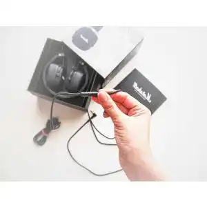 Conambo-Bluetooth-Headset