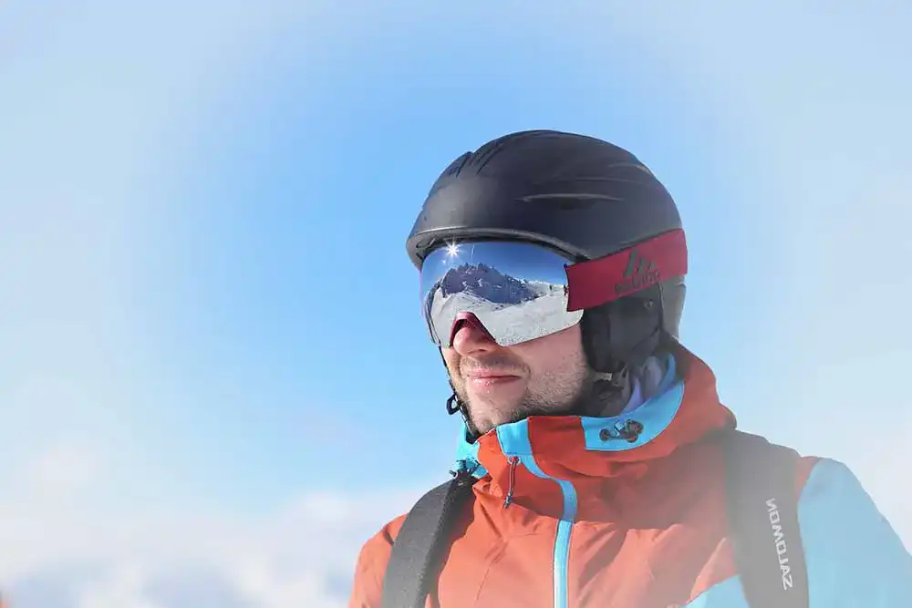 Briko-Skihelm Briko-Skihelm