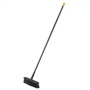 Haushaltsbesen Fiskars Solid Allzweckbesen, PowerClean-Borsten