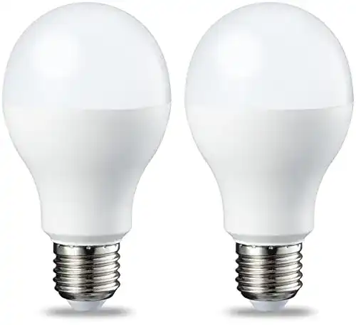 LED E27 in Kaltweiß Amazon Basics LED-Leuchtmittel