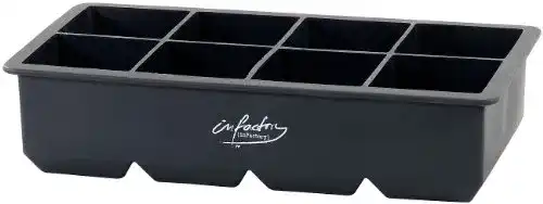 Eiswürfelform infactory XXL- für 8 Eiswürfel, 5×5 cm