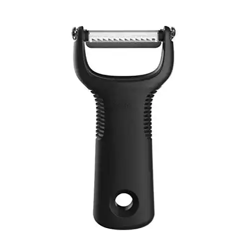 Julienne-Schneider OXO Good Grips Sparschäler aus Edelstahl