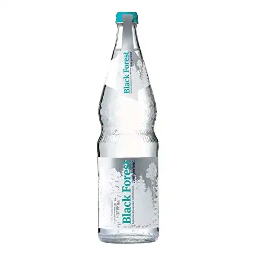 Mineralwasser (medium) BLACK FOREST 0,70 l BF fein perlend Glas
