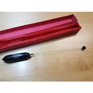 Tensor Berk aus schwarzem Speckstein m. Lebensblume