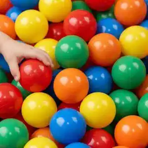 Bälle für Bällebad LittleTom 50 Bunte 5,5cm Babybälle Plastikbälle