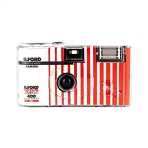 Einwegkamera Ilford XP2 mit Blitz