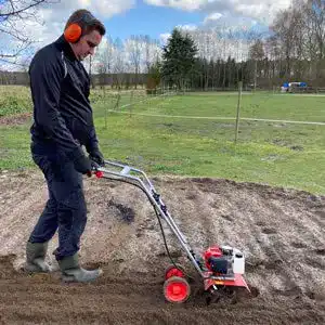 Die beste Benzin-Gartenfräse Hecht Benzin Gartenhacke 25 cm Arbeitsbreite 2026 Test Bestseller Benzin-Gartenfräse Hecht Benzin Gartenhacke 25 cm Arbeitsbreite