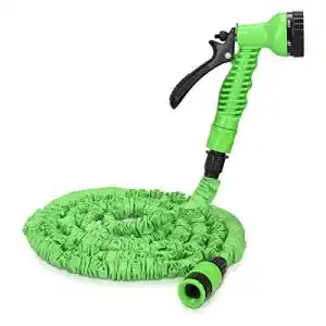 Flexibler Gartenschlauch (30m) Navaris mit 7 Funktionen, dehnbar