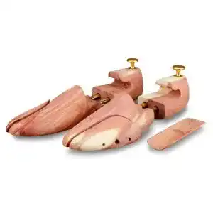 Schuhspanner Langer & Messmer aus Zedernholz