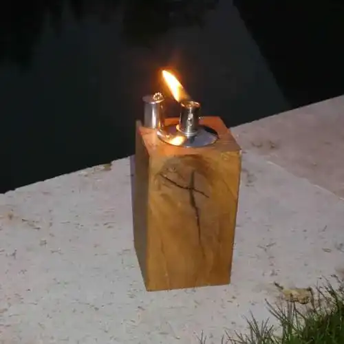 Gartenfackel Die Gartenbeet-Kiste Feuersäule Eichenbalken, 15cm