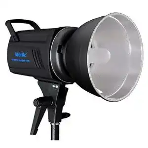 Studioblitz METTLE, Leuchte K-300 (300 WS)