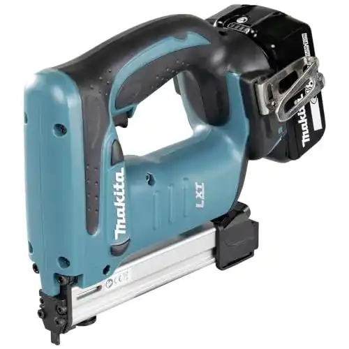 Akku-Tacker Makita 18 V / 5,0 Ah, 2 Akkus und Ladegerät