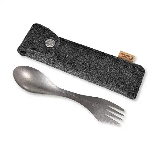 Göffel Light my Fire Titan Spork mit Bestecktasche für unterwegs