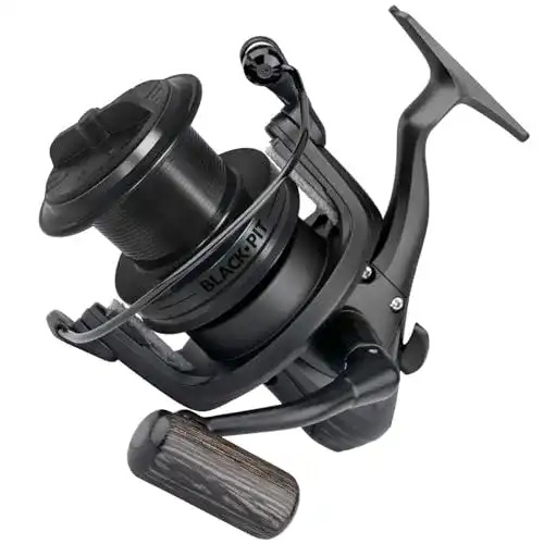 Karpfenrolle Spro Black Pit 6000 – Angelrolle zum Angeln auf Karpfen & Friedfische, zum Ansitzangeln, Angelrolle zum Karpfenangeln