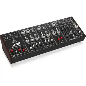 Synthesizer Behringer CAT