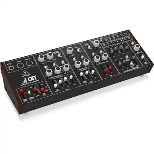 Synthesizer Behringer CAT