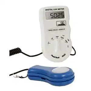 Luxmeter PeakTech Digital-Lux-Messgerät mit externem Sensor