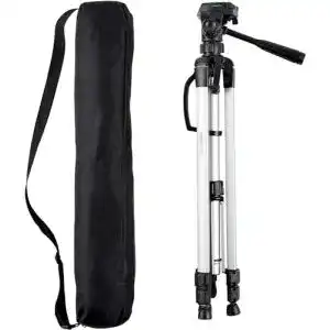 Stativ Amazon Basics Leicht, bis 1,52 m, inkl. Tasche