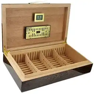 Germanus-Humidor GERMANUS Premium Humidor Licca für ca. 100-200 Zigaretten