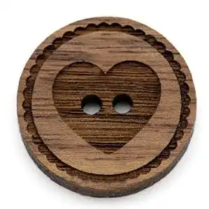 Holzknöpfe NaturSchatulle Gravur Motiv Herz 12-30mm 25 Stück
