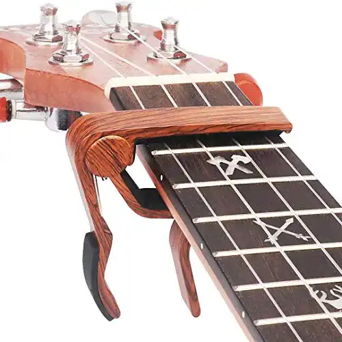 Kapodaster Ukulele WiNGO Holzoptik Pro Capo für Sopran Contert